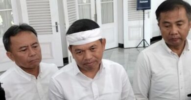 Dedi Mulyadi Penahanan Ijazah Siswa Langgar Hak Dasar Anak