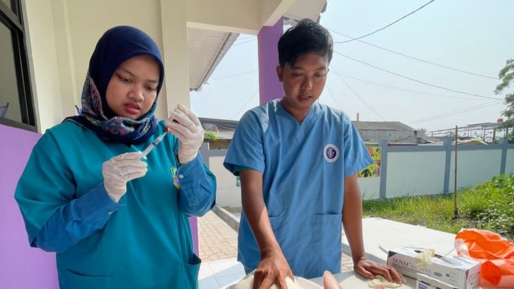 Dina Pertanian Kabupaten Bekasi Lakukan Vaksinasi Rabies Massal di 3 Puskeswan