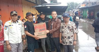 Bantuan darurat dari Pemerintah Kecamatan Cikarang Utara