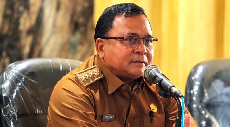 Camat Cibitung Minta Perangkat Desa Dukung Empat Pj Kepala Desa yang Dilantik